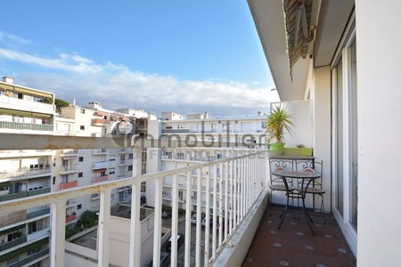 Locations-appartement-Nice-Le Port